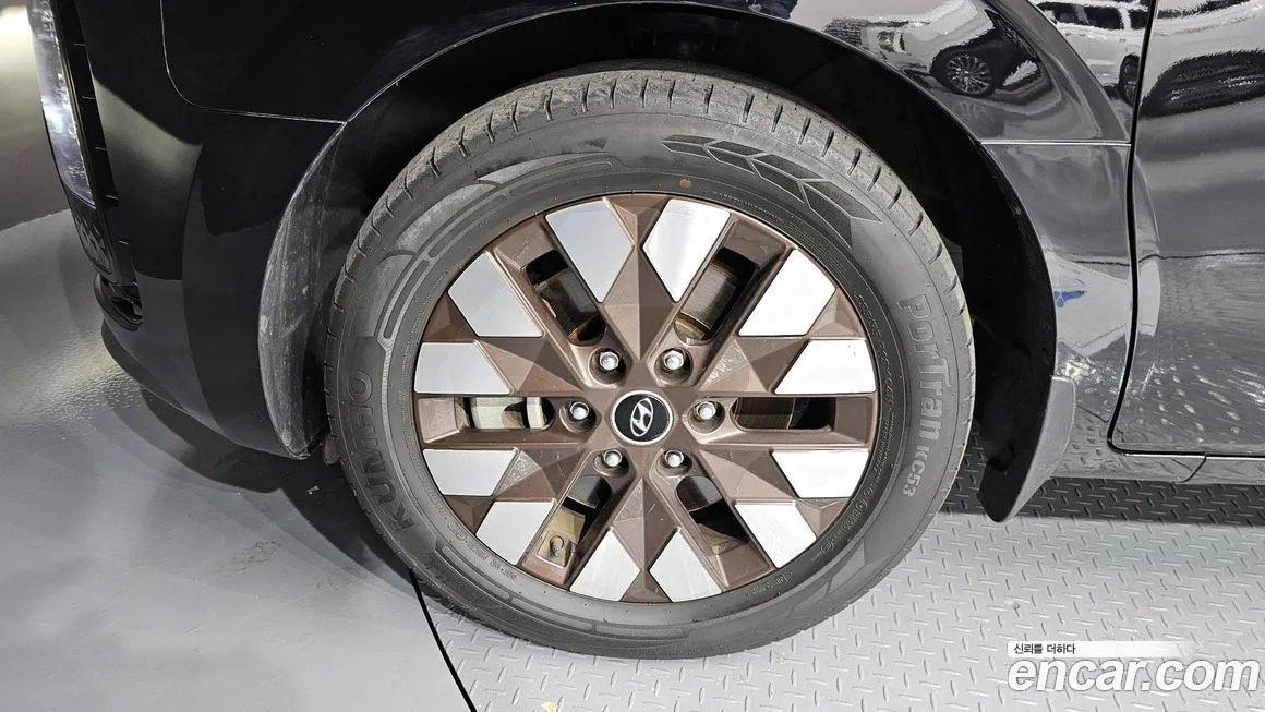 Hyundai Staria 2023 из KR, фото 5