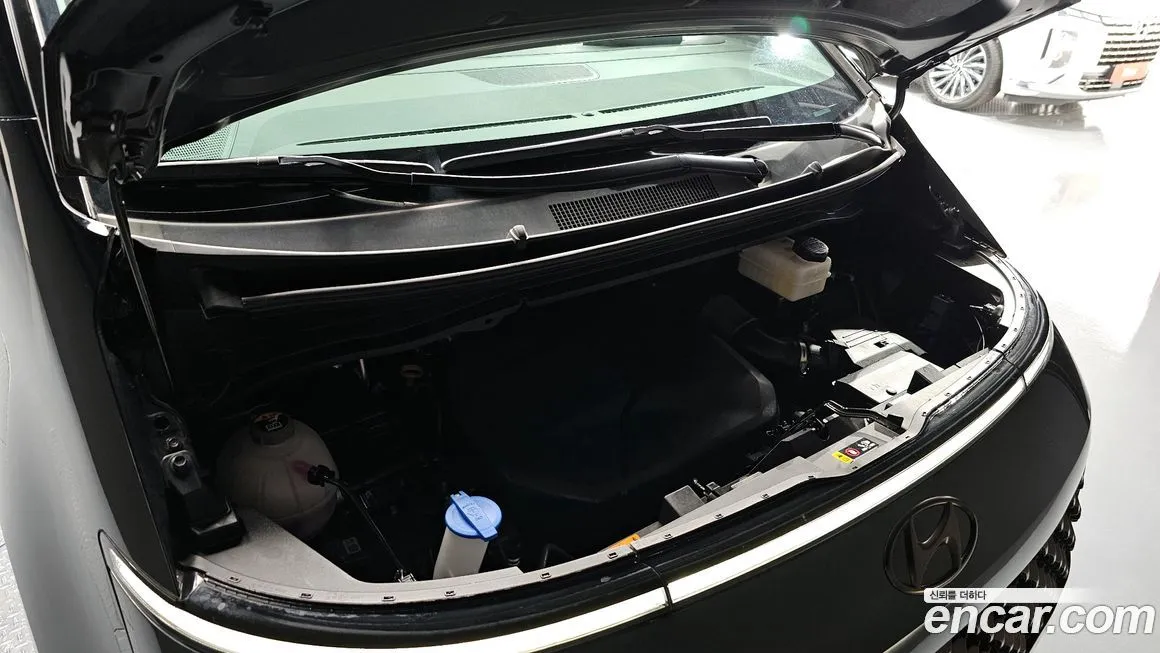 Hyundai Staria 2023 из KR, фото 6