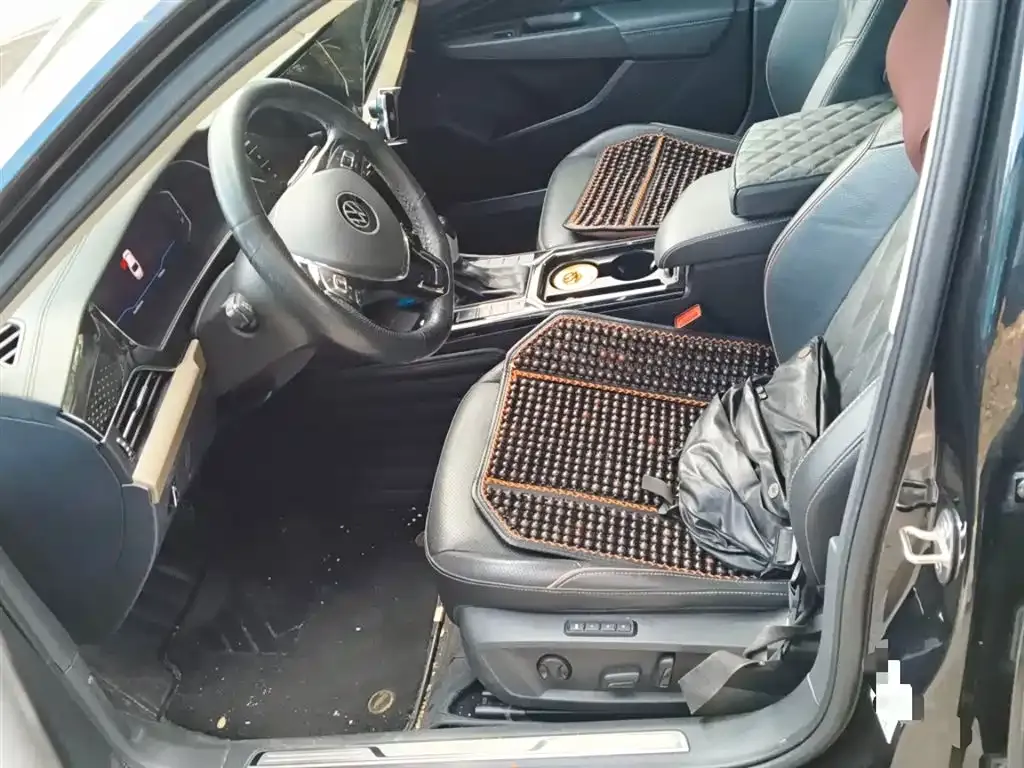 Volkswagen Passat 2021 из CN, фото 8