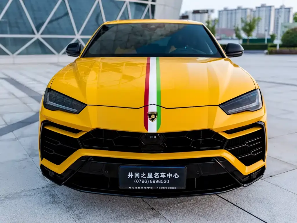 Lamborghini Urus 2023 из CN, фото 1