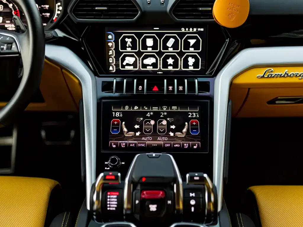Lamborghini Urus 2023 из CN, фото 10