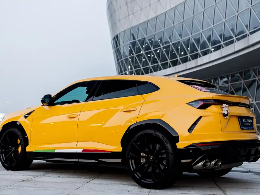 Lamborghini Urus 2023 из CN, фото 9
