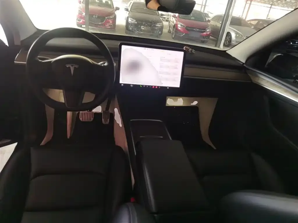 Tesla Model Y 2023 из CN, фото 10
