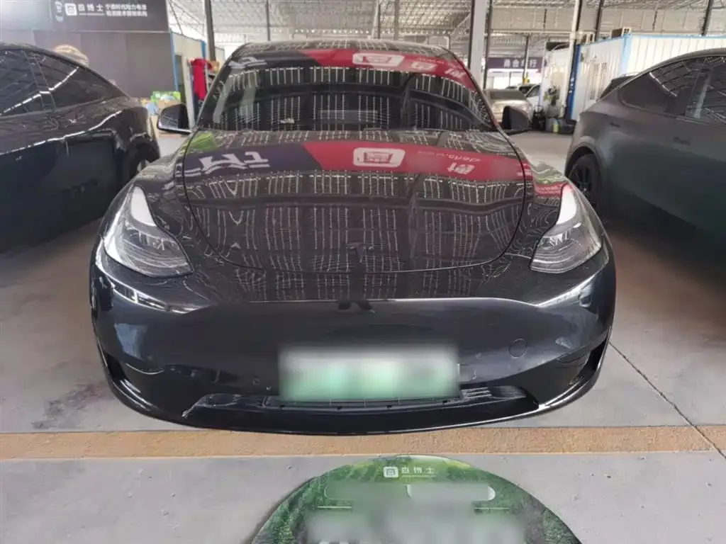 Tesla Model Y 2023 из CN, фото 3