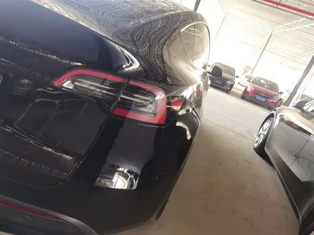 Tesla Model Y 2023 из CN, фото 8