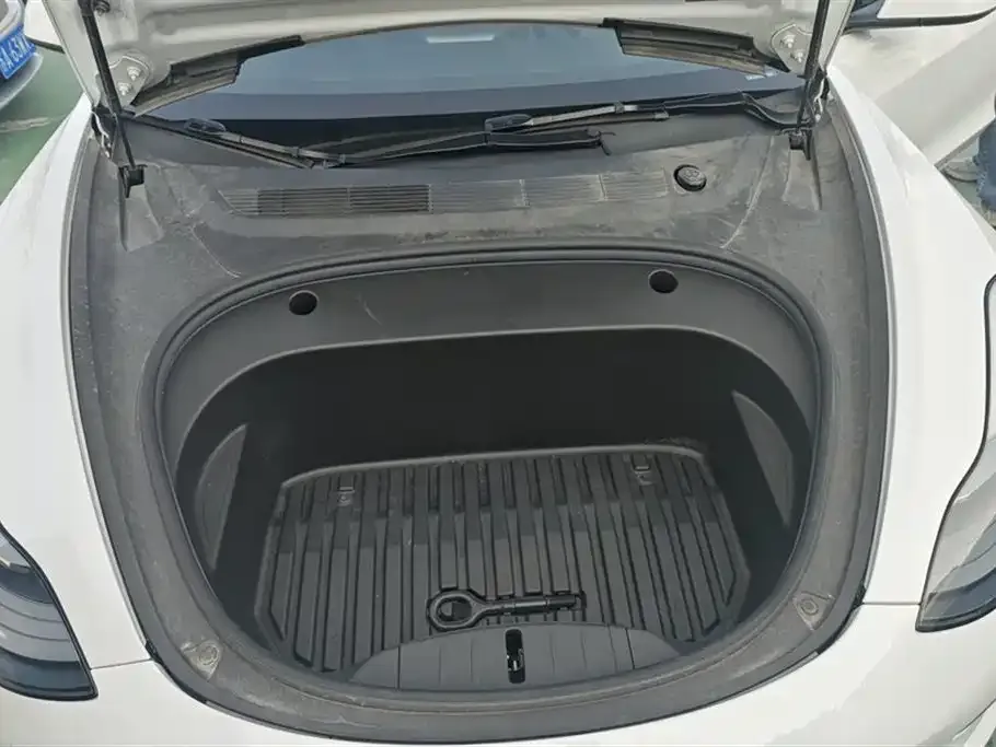 Tesla Model 3 2021 из CN, фото 10