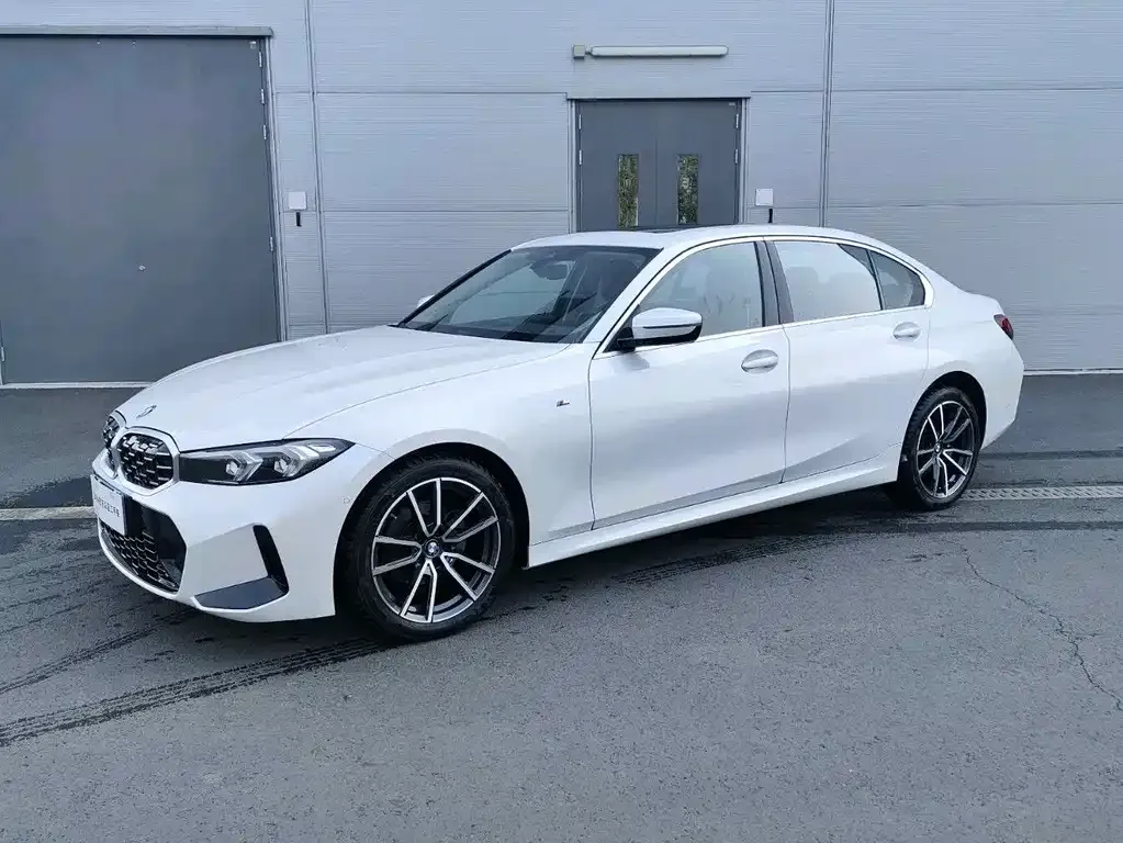 BMW 3 Series 2025 из CN, фото 1