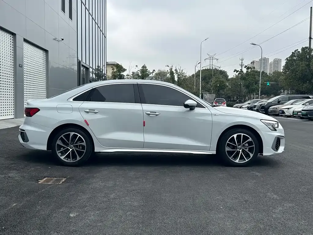 Audi A3 2021 из CN, фото 4