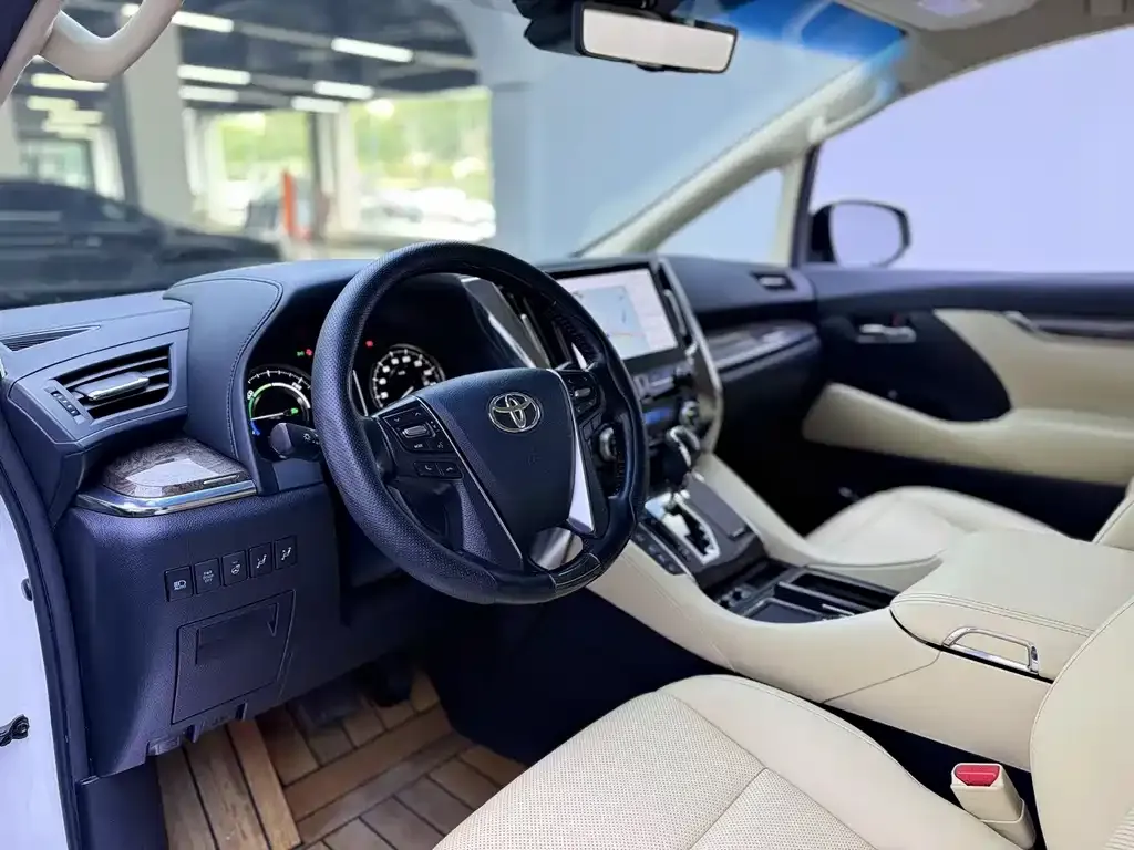 Toyota Vellfire 2022 из CN, фото 5