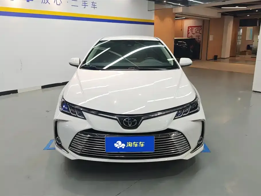 Toyota Corolla 2023 из CN, фото 2