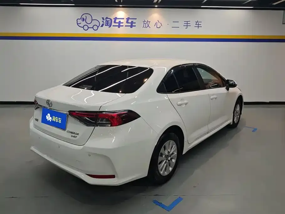 Toyota Corolla 2023 из CN, фото 3