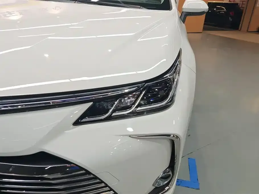 Toyota Corolla 2023 из CN, фото 5