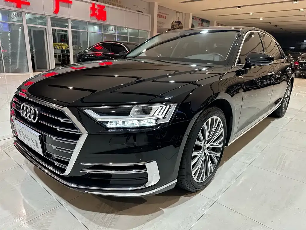 Audi A8 2021 из CN, фото 2