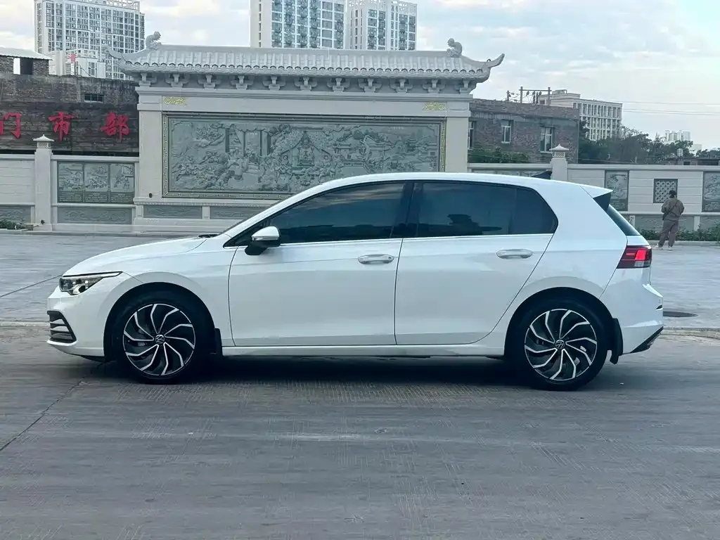 Volkswagen Golf 2021 из CN, фото 10
