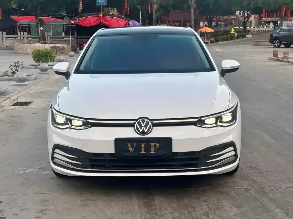 Volkswagen Golf 2021 из CN, фото 2