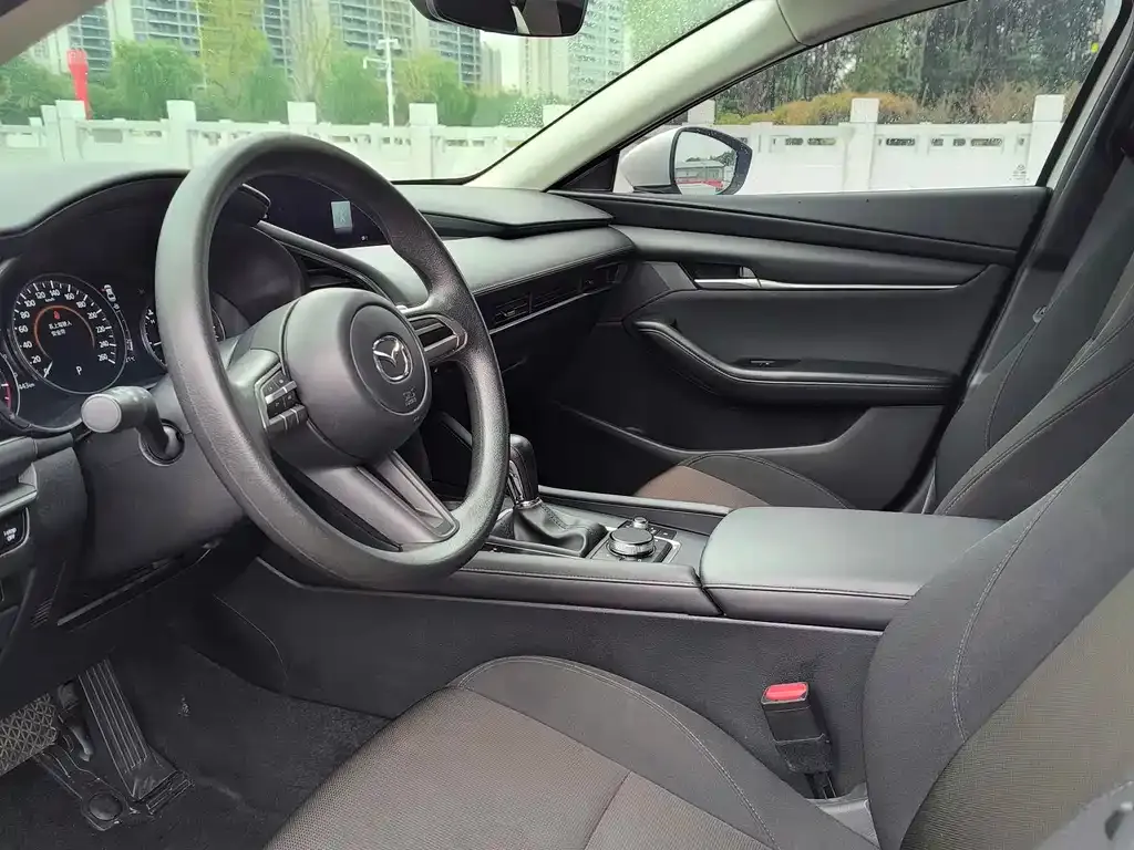 Mazda 3 Axela 2022 из CN, фото 5