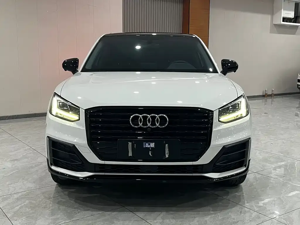 Audi Q2L 2021 из CN, фото 2