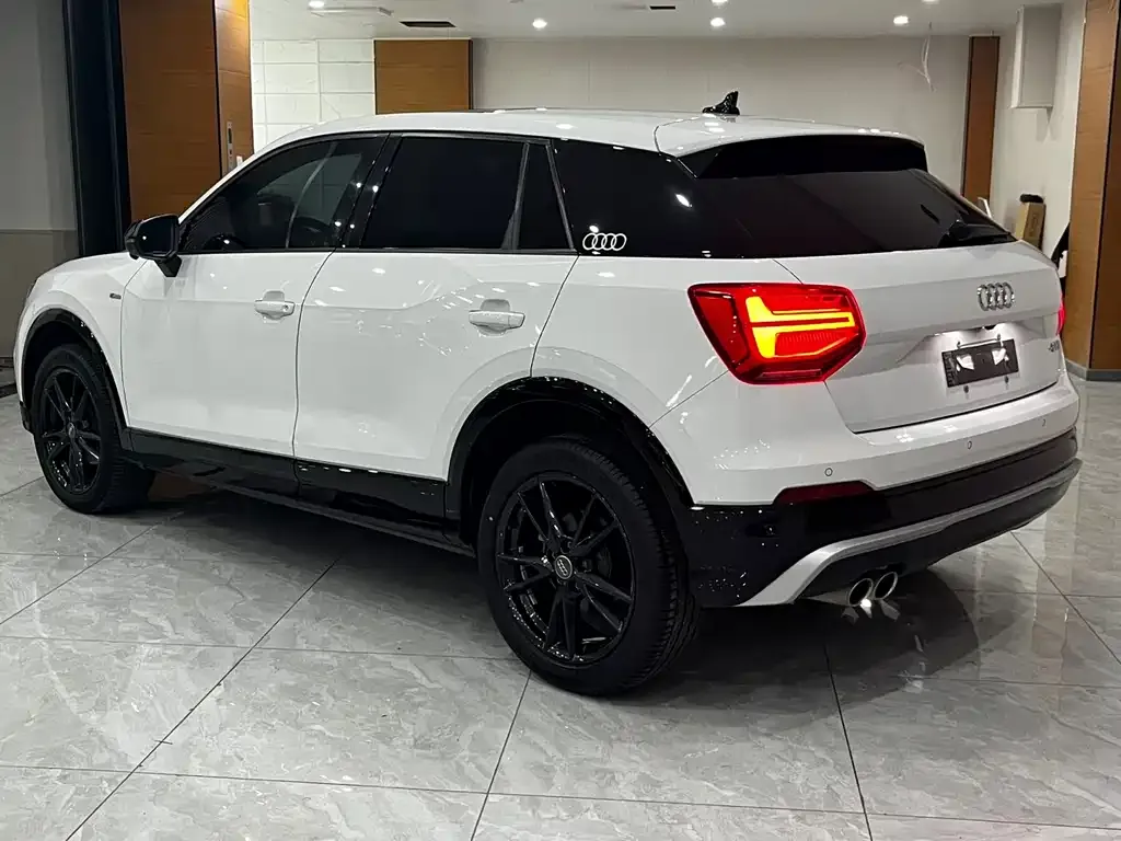 Audi Q2L 2021 из CN, фото 6