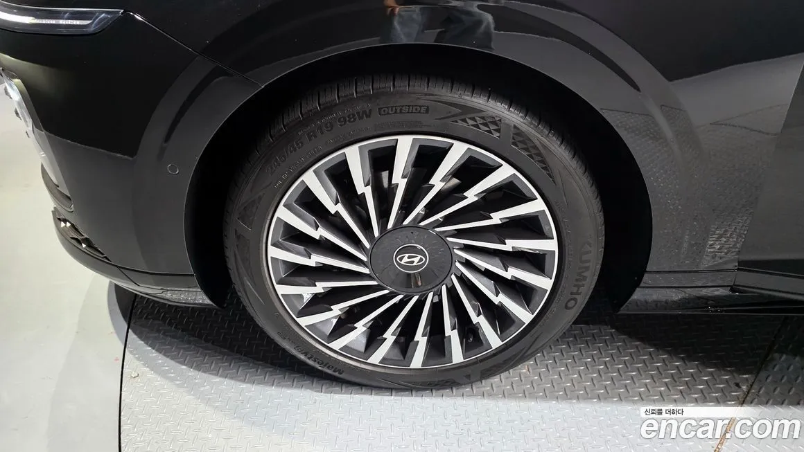 Hyundai Grandeur 2023 из KR, фото 5