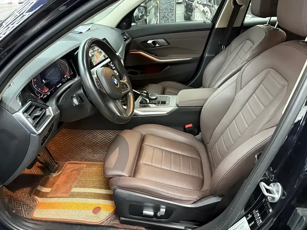 BMW 3 Series 2022 из CN, фото 4