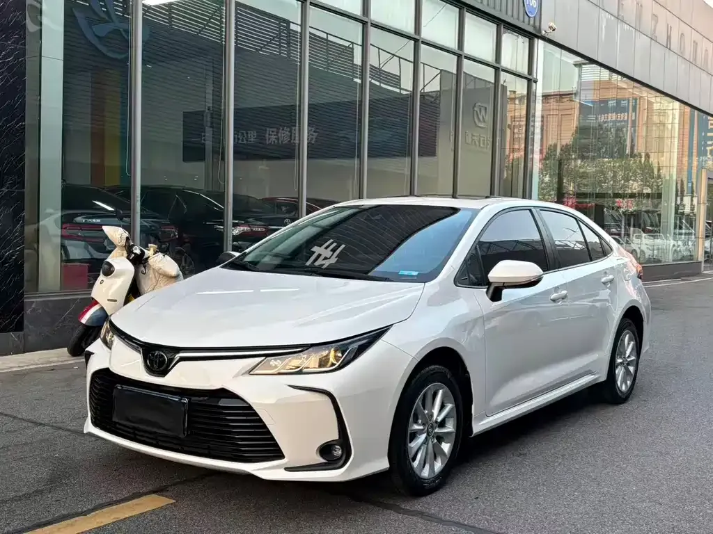 Toyota Corolla 2021 из CN, фото 1