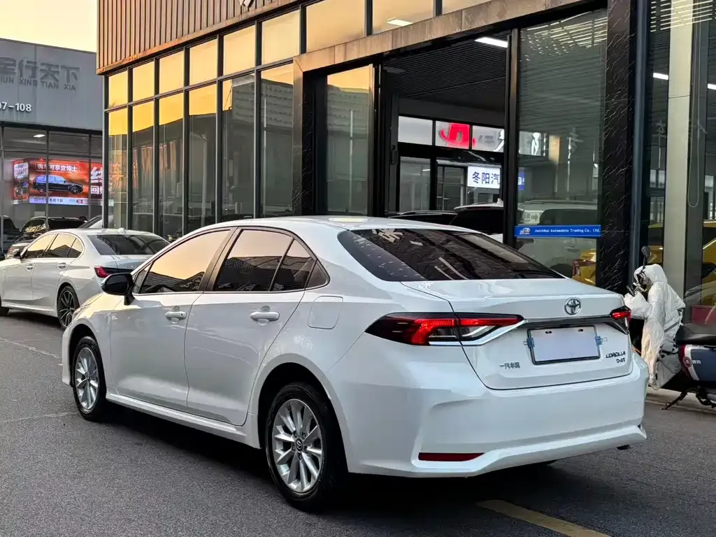 Toyota Corolla 2021 из CN, фото 9