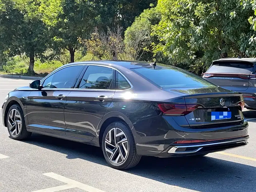 Volkswagen Sagitar 2023 из CN, фото 4