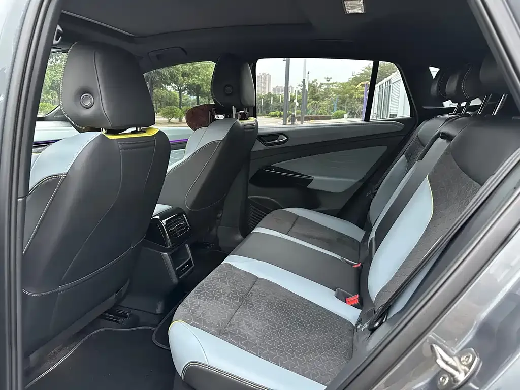 Volkswagen ID.4 X 2022 из CN, фото 10