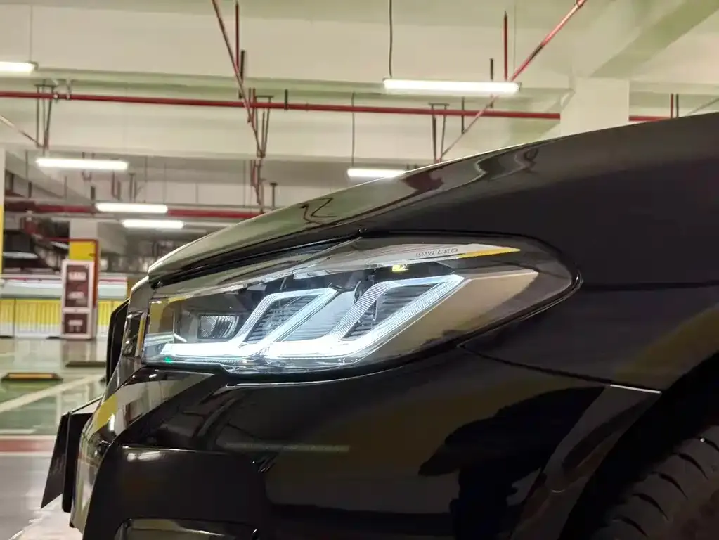 BMW 5 Series 2024 из CN, фото 4
