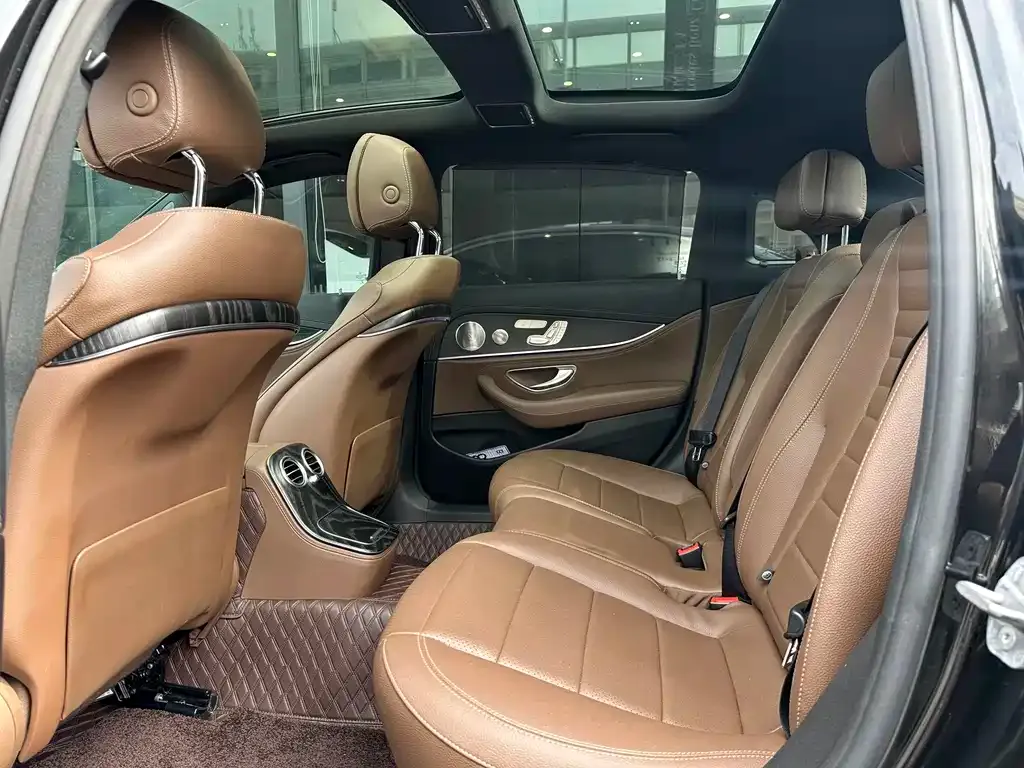 Mercedes-Benz E-Class 2021 из CN, фото 8