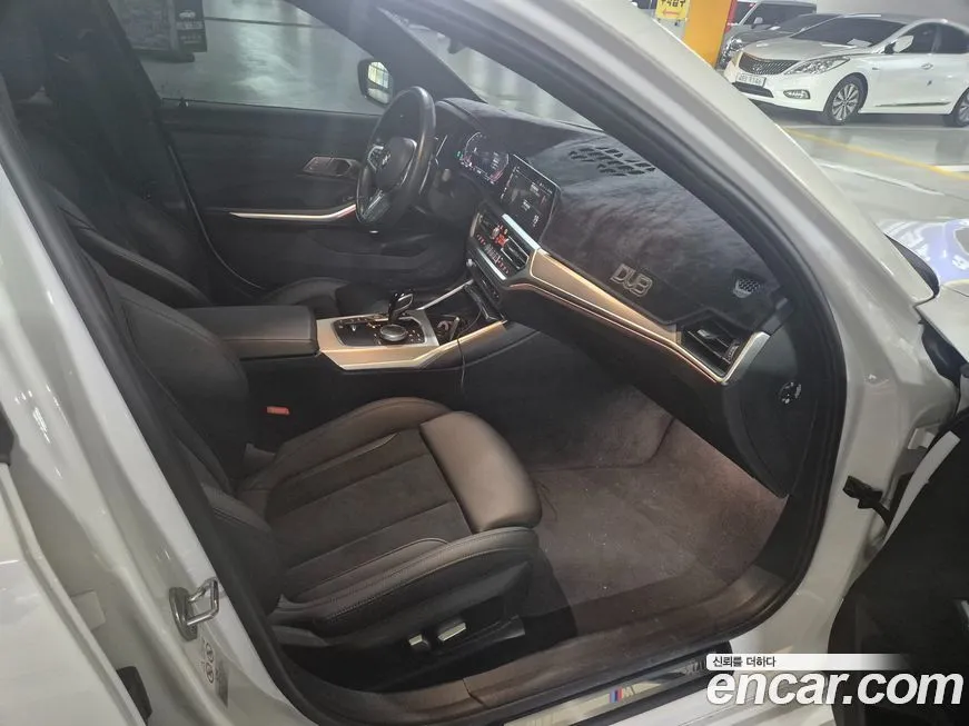 BMW 3-Series 2022 из KR, фото 10