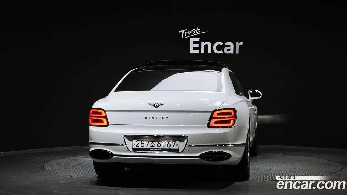 Bentley Flying Spur 2021 из KR, фото 4