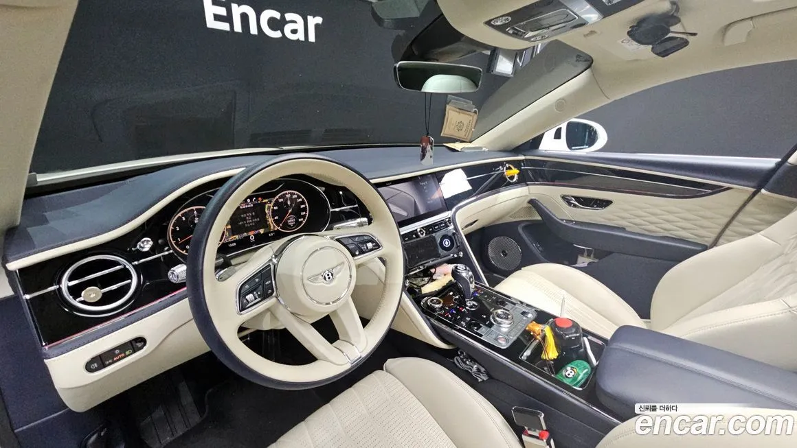 Bentley Flying Spur 2021 из KR, фото 7