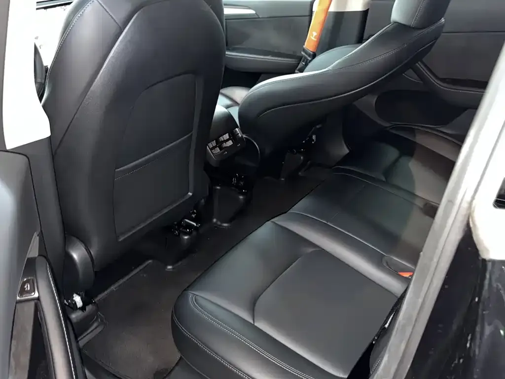 Tesla Model Y 2022 из CN, фото 5
