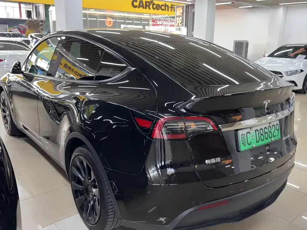 Tesla Model Y 2022 из CN, фото 7