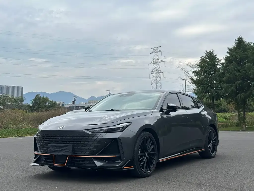 Changan UNI-V 2023 из CN, фото 1