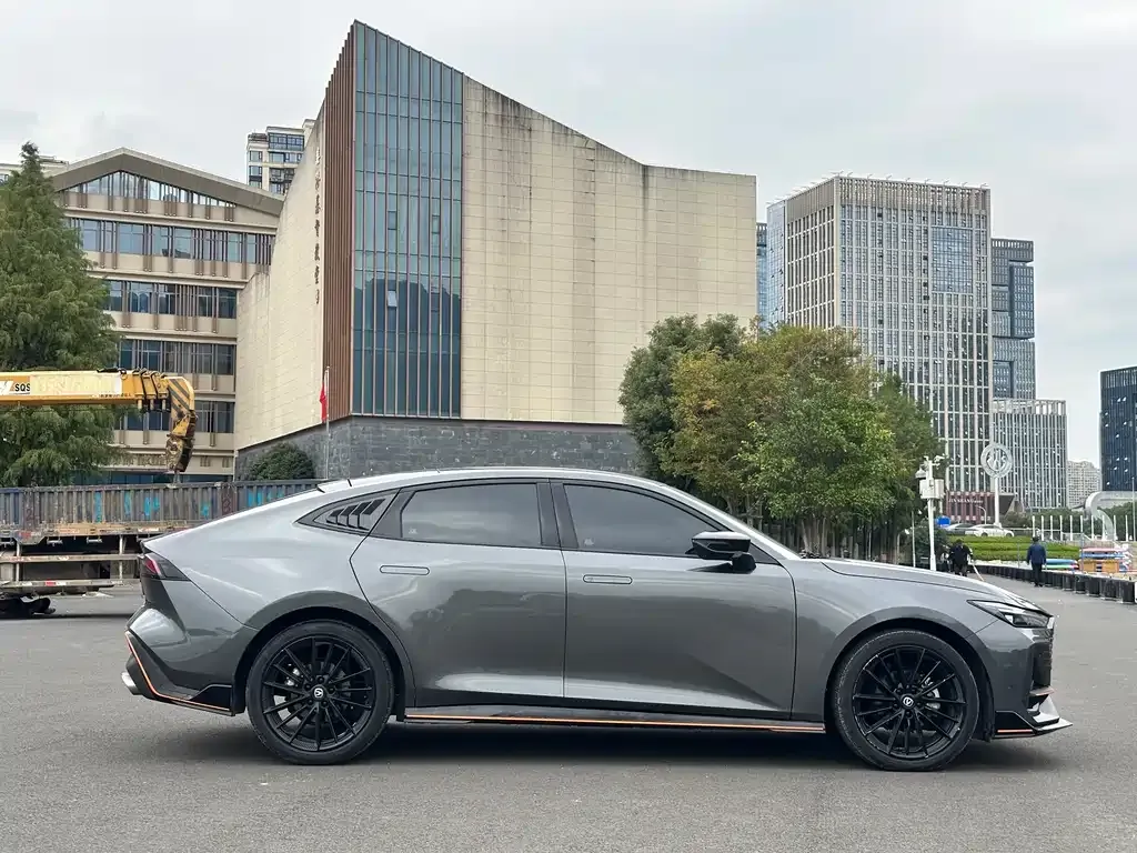 Changan UNI-V 2023 из CN, фото 4
