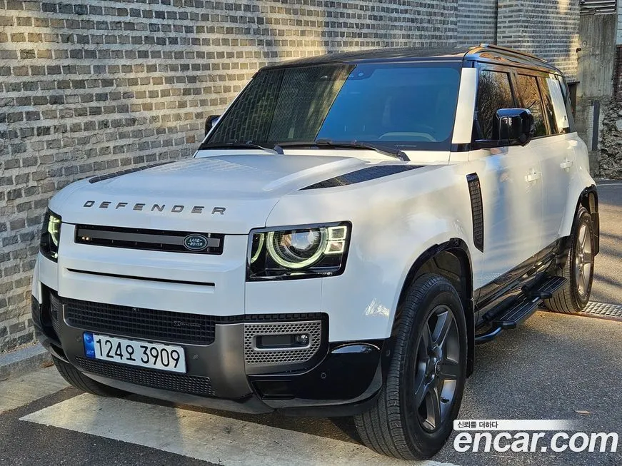 Land Rover Defender — фото 1
