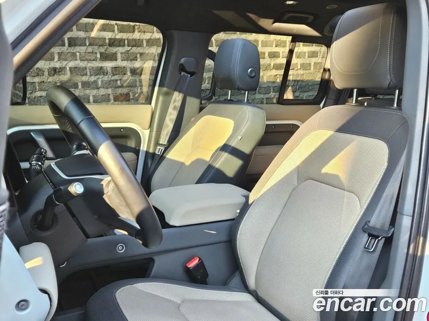 Land Rover Defender — фото 10