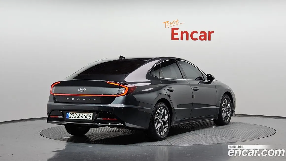 Hyundai Sonata 2022 из KR, фото 2
