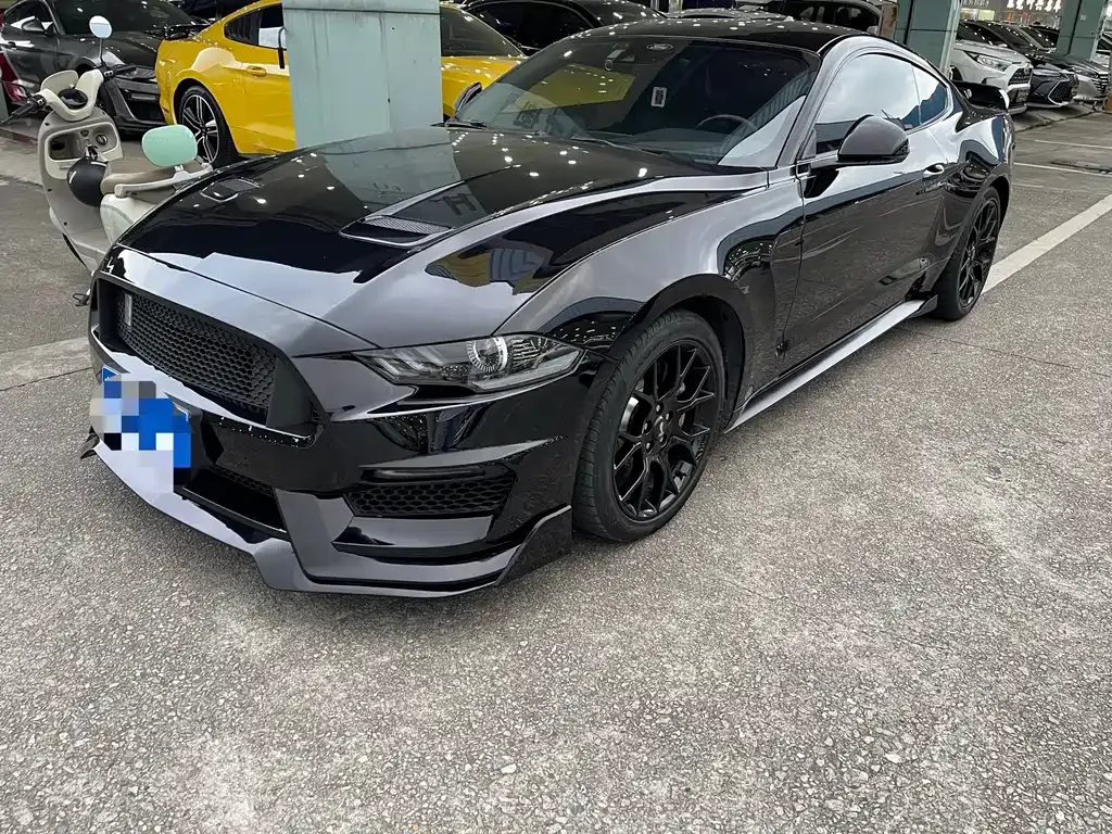 Ford Mustang 2022 из CN, фото 1