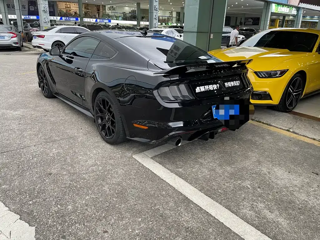 Ford Mustang 2022 из CN, фото 3