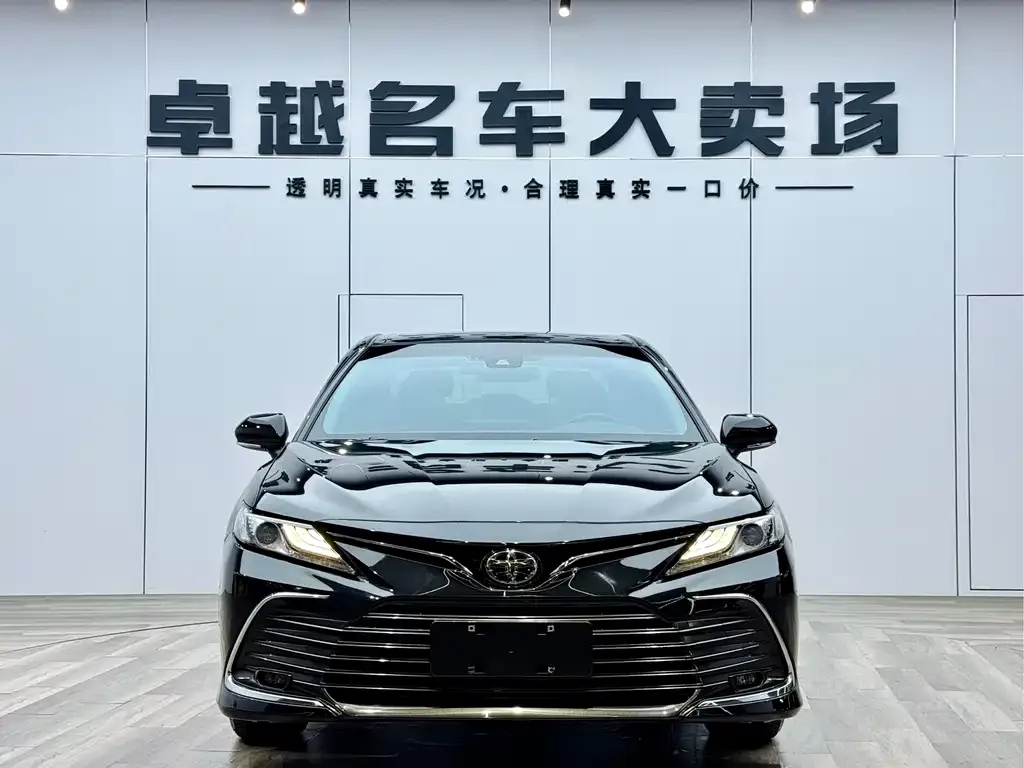 Toyota Camry 2022 из CN, фото 2