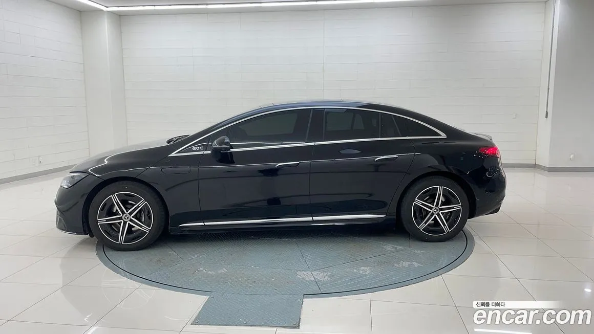 Mercedes-Benz EQE 2024 из KR, фото 2