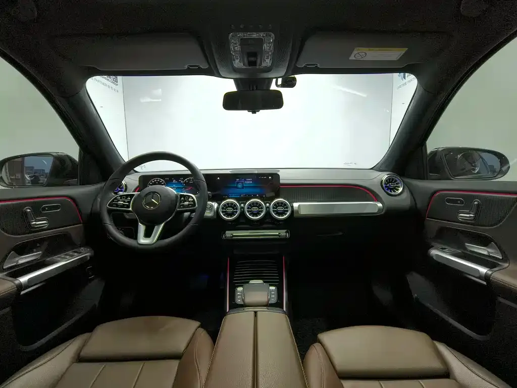 Mercedes-Benz GLB 2023 из CN, фото 8