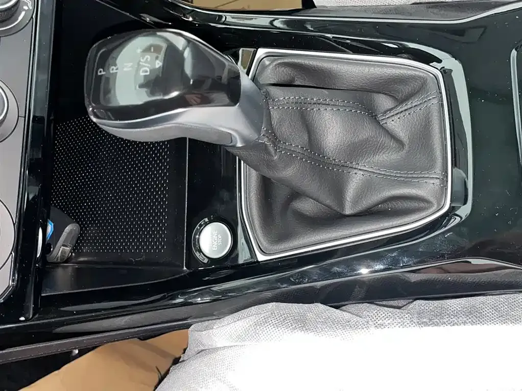 Volkswagen Tharu 2025 из CN, фото 4
