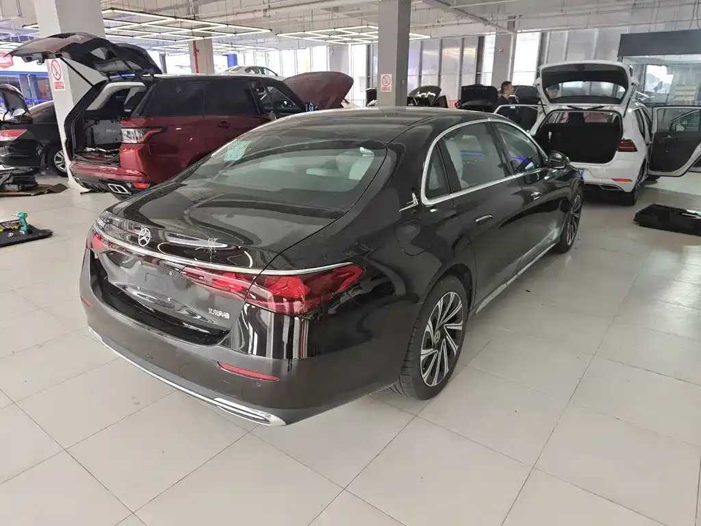 Mercedes-Benz E-Class 2024 из CN, фото 3