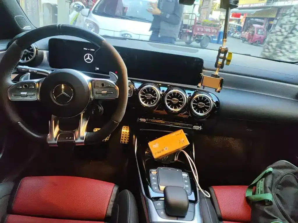 Mercedes-Benz A-Class AMG (Import) 2023 из CN, фото 4