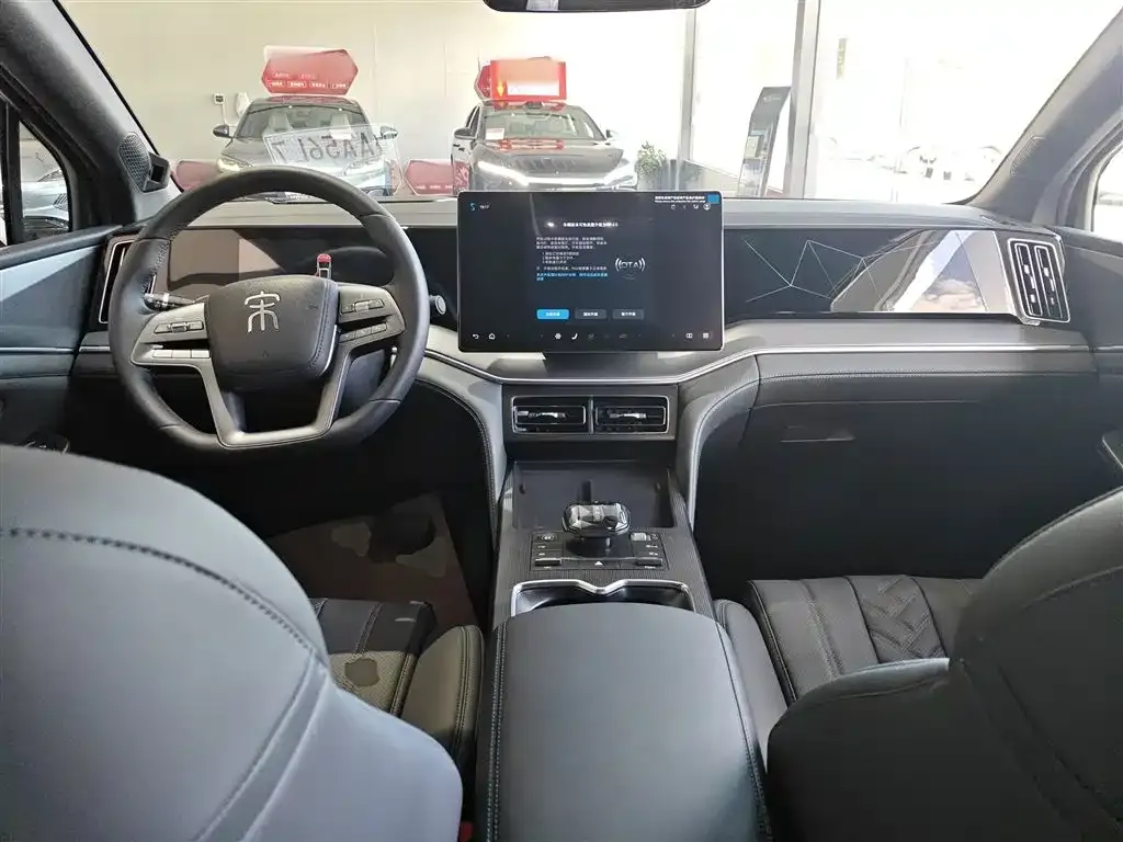 BYD L DM-i 2025 из CN, фото 10