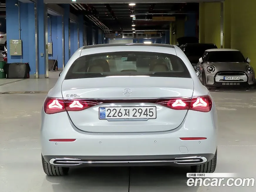Mercedes-Benz E-Class 2025 из KR, фото 3
